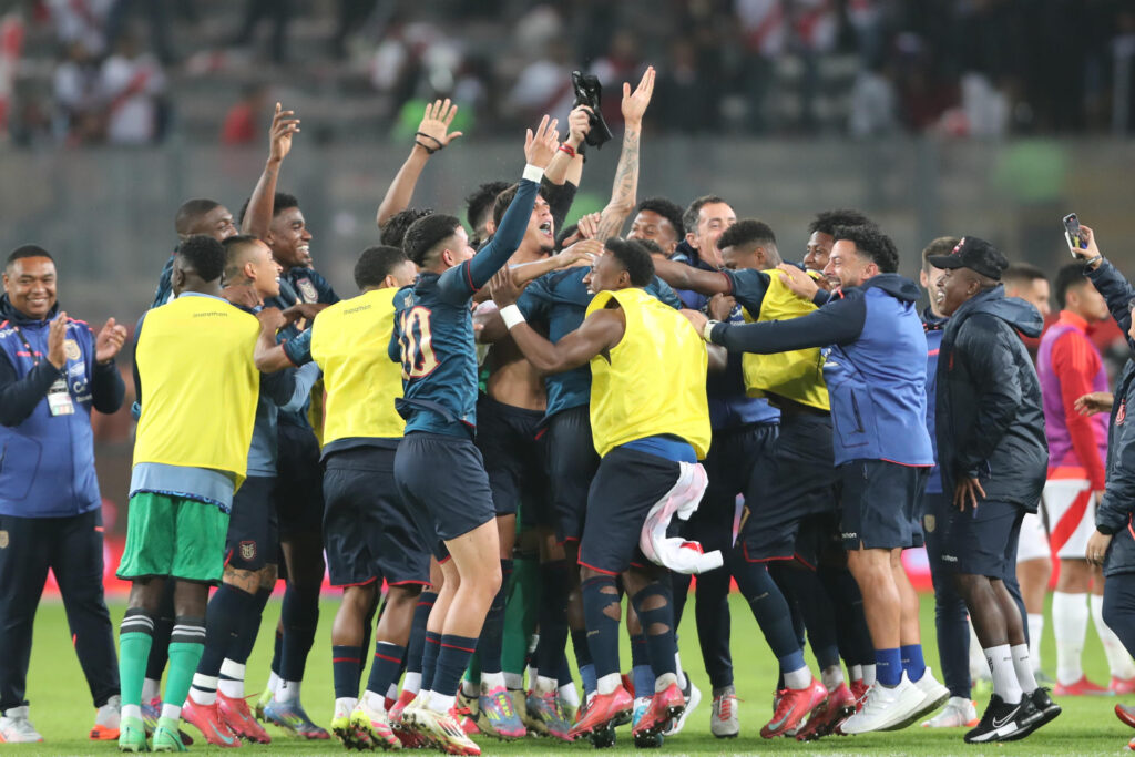 Eliminatorias sudamericanas Mundial 2026: Perú – Ecuador thumbnail