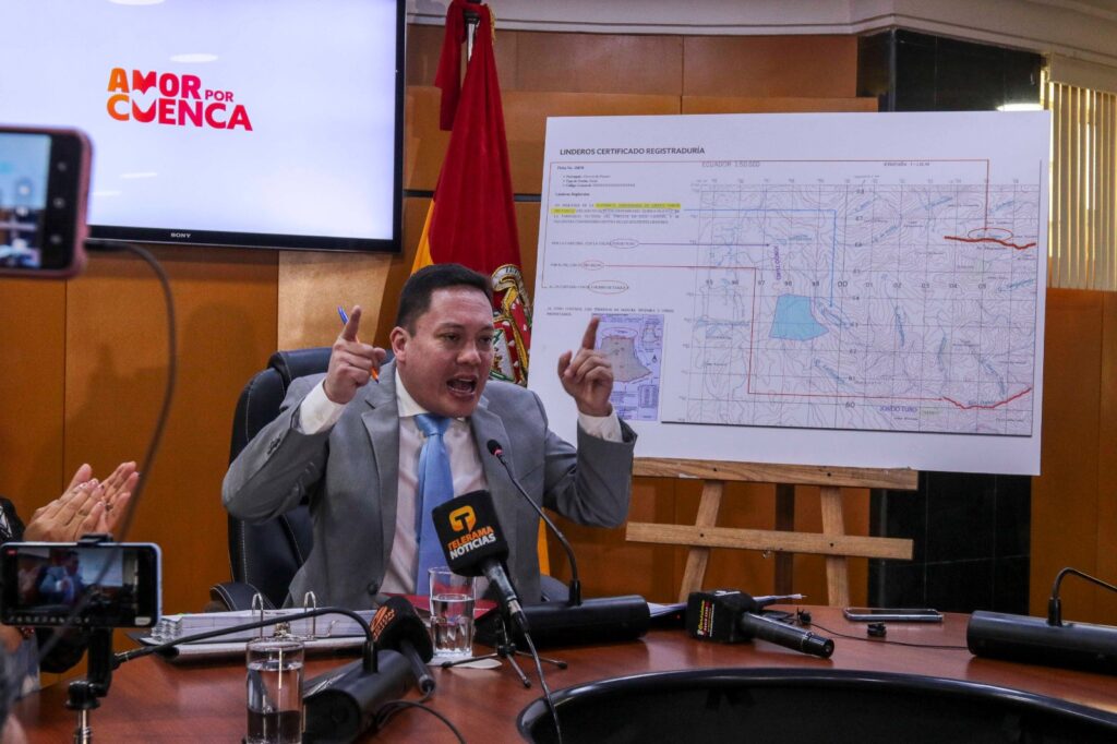 Cristian Zamora, alcalde de Cuenca, anunció que dejó sin efecto la incorporación de unas 140 ha, de terreno para DPM Ecuador. 