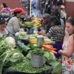 Cuenca sigue con la canasta familiar más cara del Ecuador: 860 dólares