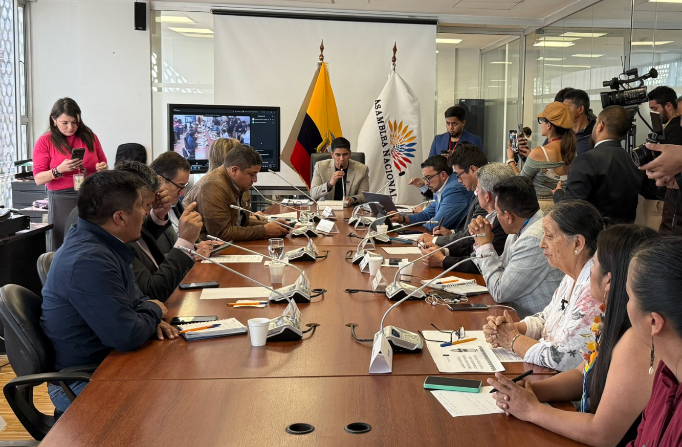 El Museo de la Ciudad, antigua Escuela Central, albergará una sesión de la Comisión de Garantías Constitucionales para abordar la licencia ambiental otorgada al proyecto minero Loma Larga. /Cortesía