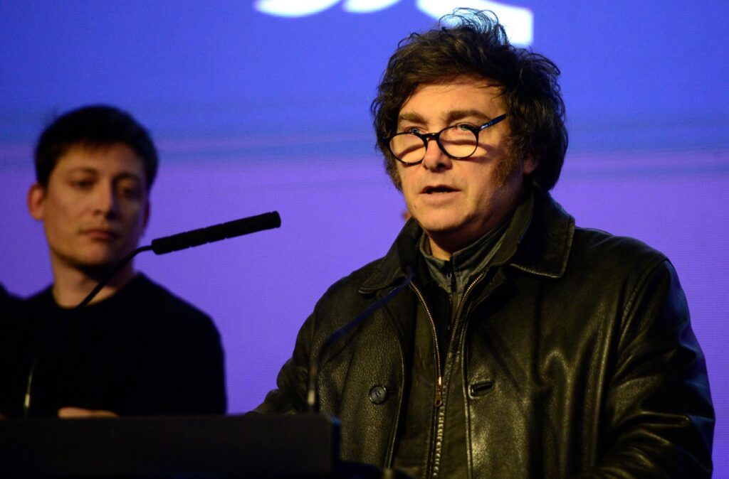 ARGENTINA-POLITICS-VOTE thumbnail